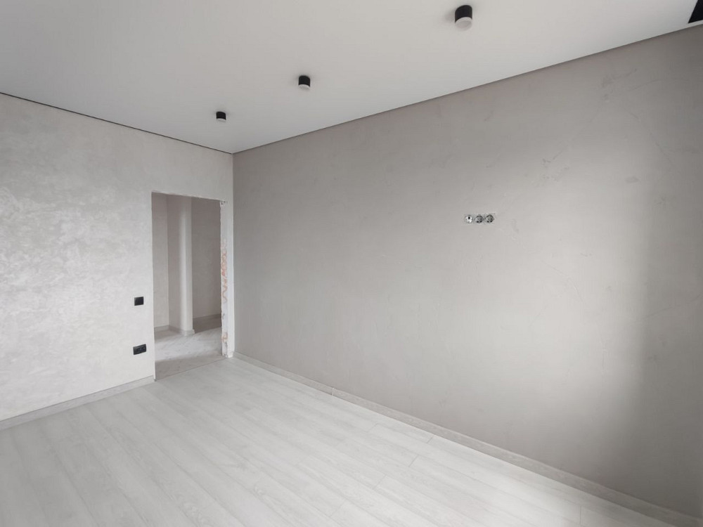 Затишна 1-кімнатна квартира з ремонтом в центрі міста! Коломыя - изображение 8