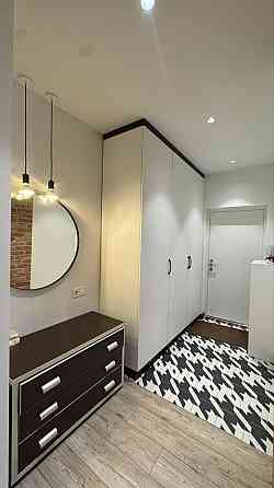 Без комісії продаж дворівневої квартири в 10хв від метро Харківська Чубинське