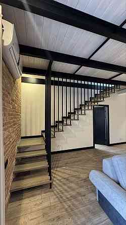 Без комісії продаж дворівневої квартири в 10хв від метро Харківська Чубинське