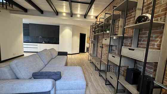 Без комісії продаж дворівневої квартири в 10хв від метро Харківська Чубинське