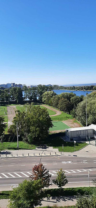 Продам 3 кімнатну квартиру 
в центрі з видом на Міське Озеро! 76м2 Ивано-Франковск - изображение 1