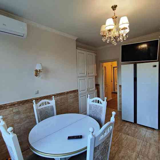 Двокімнатна квартира Голосіївський район. Вулиця Феодосіївська, 1А Київ