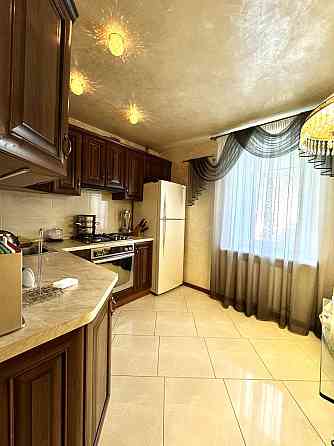 Продаж 3 кімнатної квартири в центрі Чернігова Чернигов