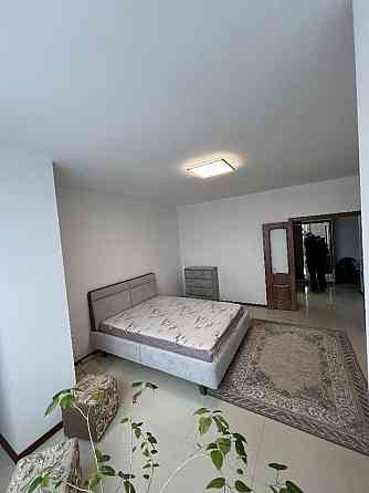 Центр міста сучасна і красива квартира Івано-Франківськ