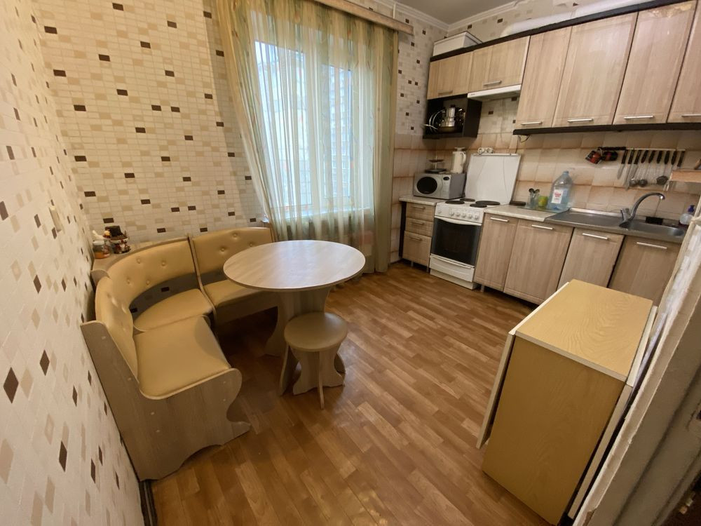 1-кімнатна квартира для 1 дівчини/жінки. метро Академ 10хв пішки. Київ - зображення 1