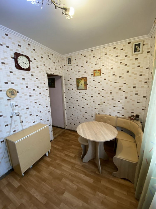 1-кімнатна квартира для 1 дівчини/жінки. метро Академ 10хв пішки. Київ - зображення 2