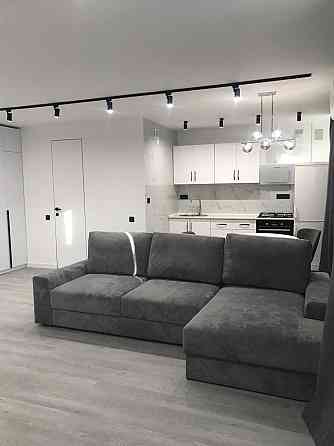 Двокімнатна на Іллєнко від власника Київ