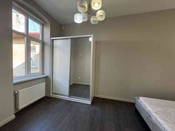 Оренда 1 кімнатної квартири в центрі. Перша здача Черновцы