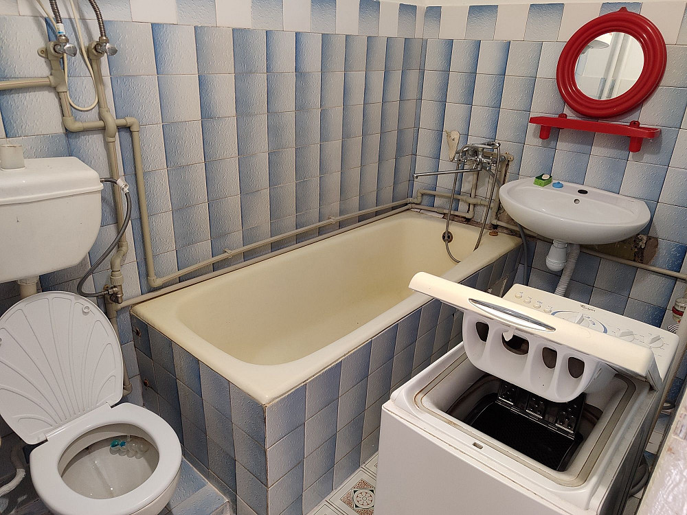 АВТОВОКЗАЛ/Обл лікарня/12школа Рівне - зображення 6