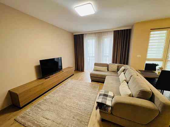 Оренда чудової квартири в новобудові по вул Мечникова Львов