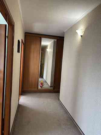 Здам простору 3-кімнатну квартиру, утеплений фасад, центр міста Васильківське