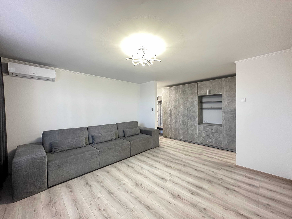 Сдам 3 комнатная квартира Оболонский проспект 27В метро Минская Київ - зображення 1