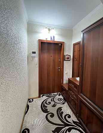 Продаж просторої 3-кімнатної квартири, Лариси Руденко 21а Київ