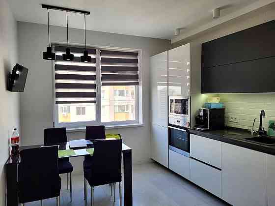 Затишна 2-к квартира ЖК Лісовий квартал Бровари