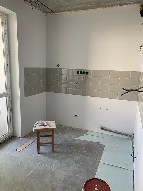 Продам 2 х ком. квартиру в новом доме  с ремонтом метро ХТЗ 10 минут Харьков - изображение 1