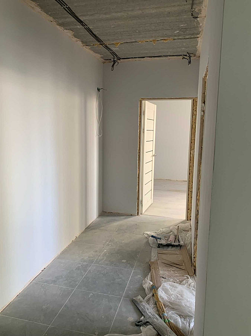 Продам 2 х ком. квартиру в новом доме  с ремонтом метро ХТЗ 10 минут Харьков - изображение 6