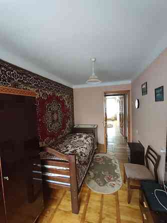 Продам 3-х кімнатну квартиру по Степана Бандери Ровно