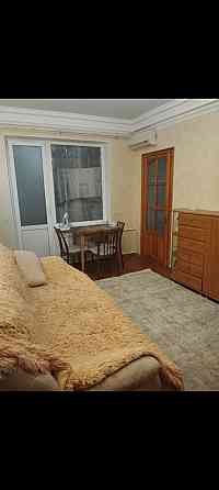 Продам трикімнатну квартиру Київ