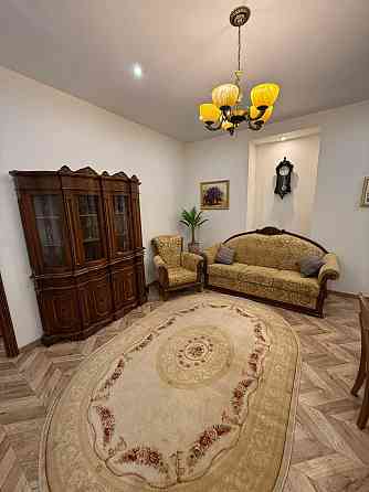 2К Поділ Боричів Узвіз 5  Поштова Площа Сагайдачного Київ