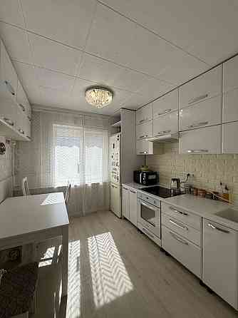 Продаж 3 кім. 3 мкрн. Лівий берег Кам`янське (Запорізька обл.)