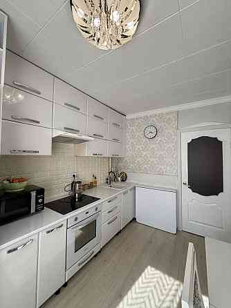 Продаж 3 кім. 3 мкрн. Лівий берег Кам`янське (Запорізька обл.)