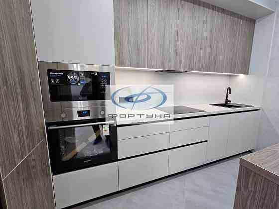 Стильна квартира із новим ремонтом у закритому ЖК. Митниця Черкассы