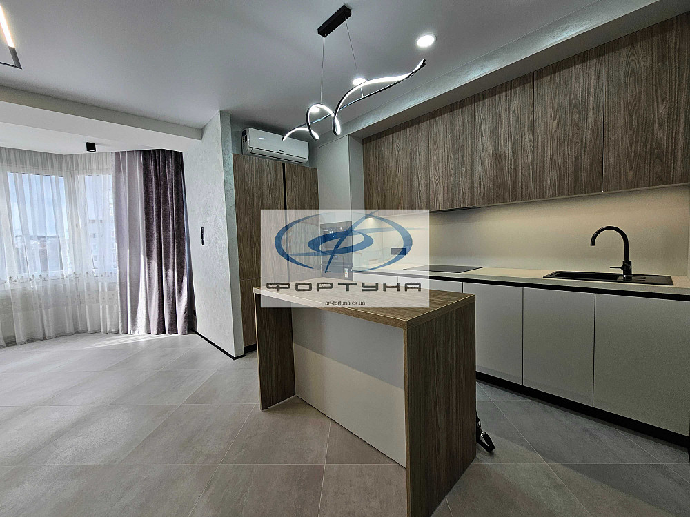 Стильна квартира із новим ремонтом у закритому ЖК. Митниця Черкассы - изображение 3