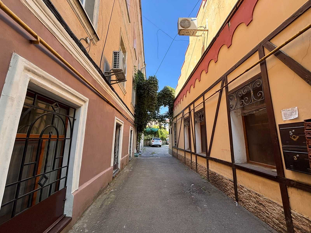 Продам 4 ком квартиру 180м2 ( 3 уровня)  ул. Канатная  свой двор Одеса - зображення 1