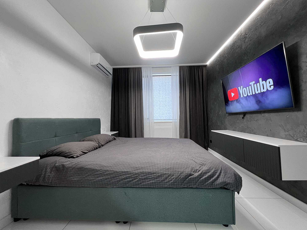 Оренда 1-кім 45 м² стилі High-tech ЖК Варшавський Родини Крістерів 20а Київ - зображення 2