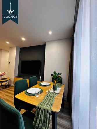 Квартира з кабінетом, гардеробною і ванною мрії - Файна Таун, Нивки Київ