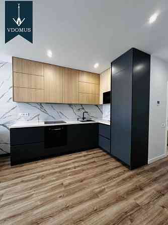 Квартира з кабінетом, гардеробною і ванною мрії - Файна Таун, Нивки Київ