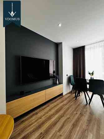 Квартира з кабінетом, гардеробною і ванною мрії - Файна Таун, Нивки Київ