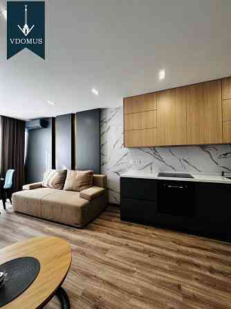 Квартира з кабінетом, гардеробною і ванною мрії - Файна Таун, Нивки Київ