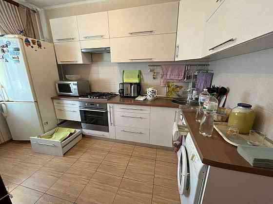 Сдам 2-к.кв.6/10,18-й мкрн,Рубана ,14 Запоріжжя