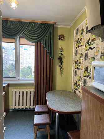 Оренда 2к квартири метро Позняки, сімʼя або дівчата Київ