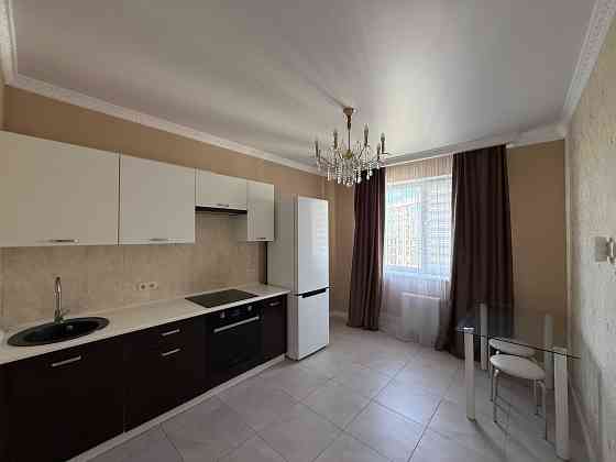 Видовая 1к квартира в Кадоре на Сахарова Крижанівка