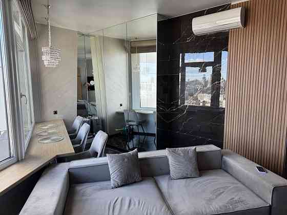 Манхеттен метро КПИ, смарт плаза, жд вокзал, проп берестейский, победы Київ