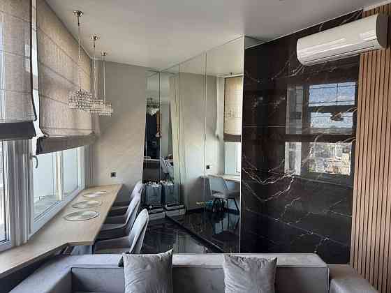 Манхеттен метро КПИ, смарт плаза, жд вокзал, проп берестейский, победы Київ