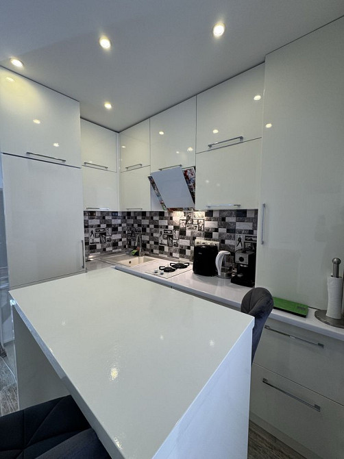 1к квартира з якісним ремонтом! Мінімальне оформлення! Буча - зображення 5