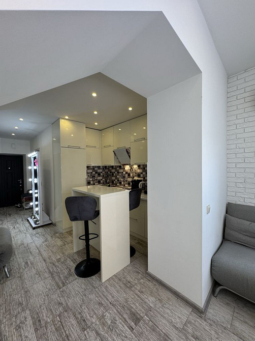 1к квартира з якісним ремонтом! Мінімальне оформлення! Буча - зображення 6