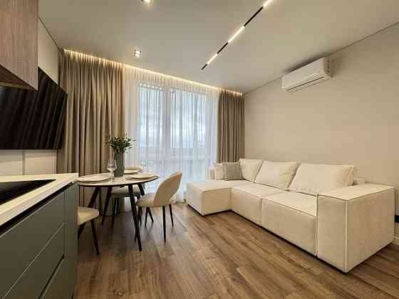 Велика 1-кім+кухня-студія з ремонтом на березі озера в ЖК Manhattan! Ивано-Франковск