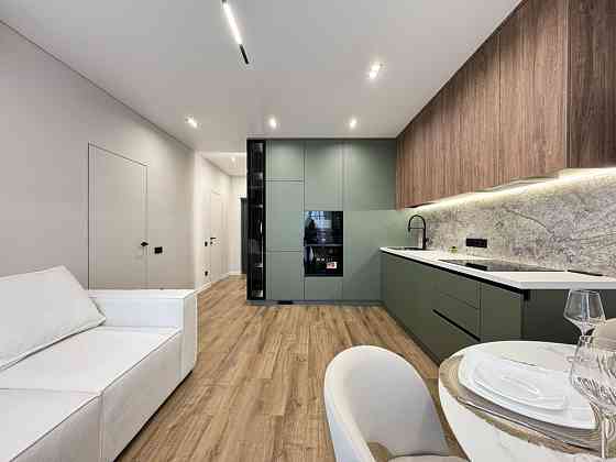 Велика 1-кім+кухня-студія з ремонтом на березі озера в ЖК Manhattan! Ивано-Франковск