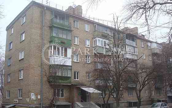 Продаж видової 3к квартири по вул Костанайська метро Деміївська Київ