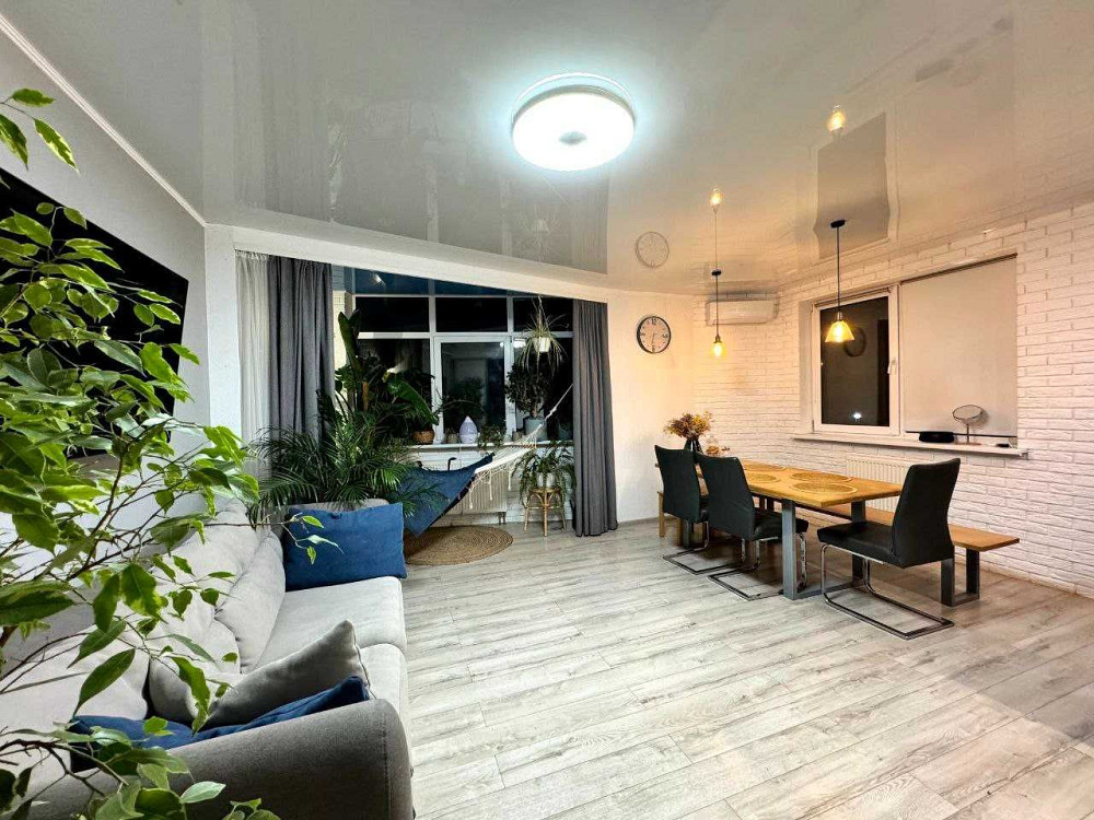 Продаж сучасної укомплектованої квартири. Центральна Митниця. Черкассы - изображение 3