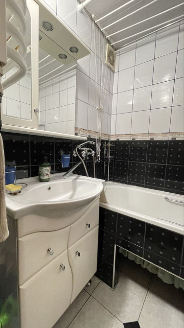 Продається  5 кімнатна квартира з двома гаражами Ивано-Франковск - изображение 4