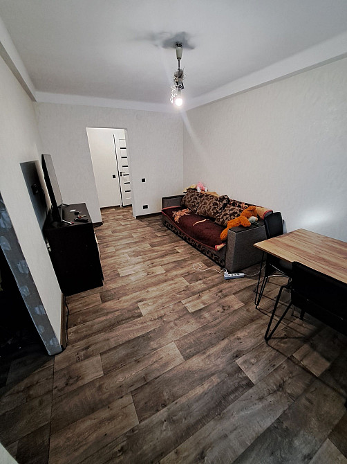 Продам 3 кімнатну квартиру на Б.Хмильницького Кам`янське (Запорізька обл.) - зображення 3