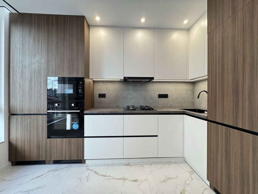 Новинка! Однокімнатна квартира з балконом в ЖК Family Plaza, центр! Івано-Франківськ - зображення 2