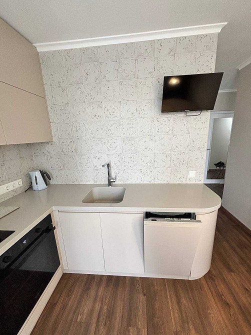 Осяйна 2-к., Князя Романа Мстиславича, 16, М Дарниця, парк "Перемога" Київ - зображення 4