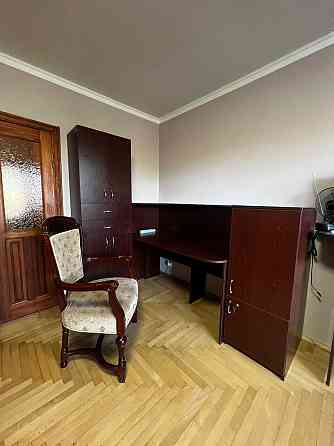 Оренда  2-кім. квартири.  Поверх 4/9.  До м. Святошин 7 хвилин пішки. Київ