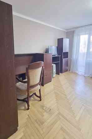 Оренда  2-кім. квартири.  Поверх 4/9.  До м. Святошин 7 хвилин пішки. Київ